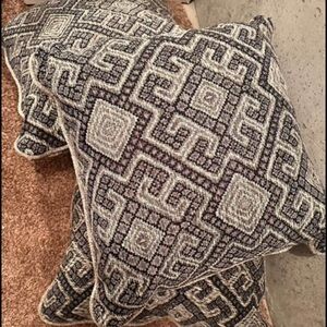 Gray Diamond Pattern Pillows New
